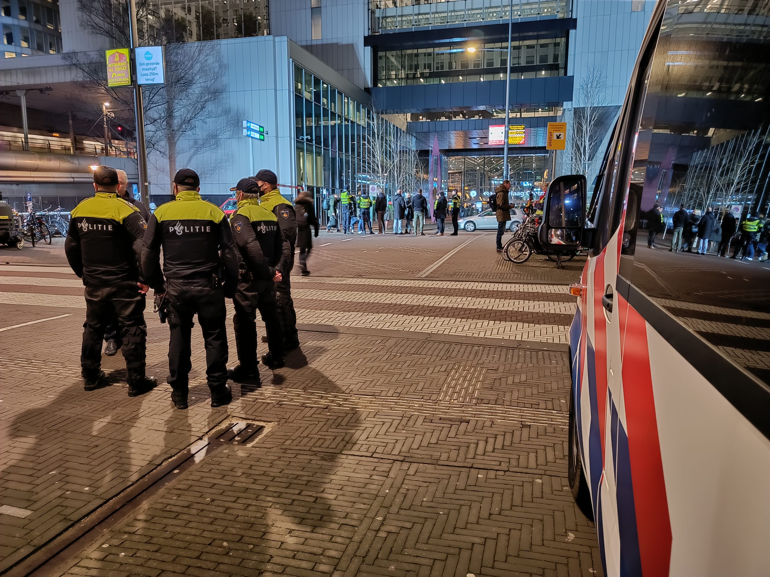 Politieactie bij wedstrijd PSV – AJAX